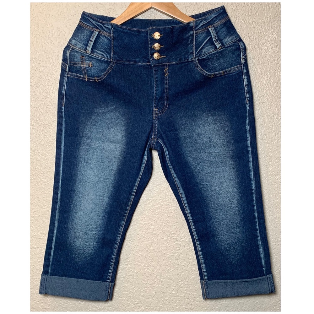 LA Bonita Capri Jeans Women’s Size 13